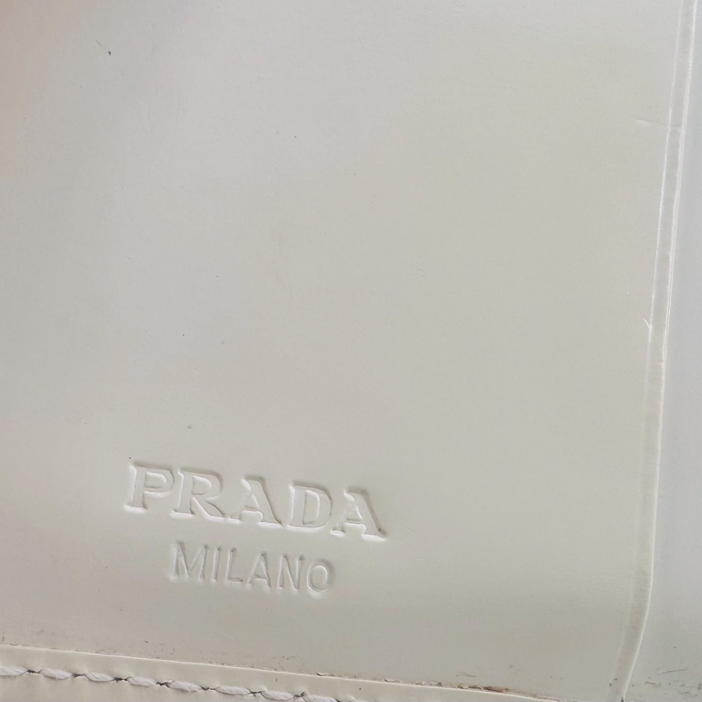 Prada Wallet Spazzolato Bianco Patent Leather Original COA 1997 Vintage Prada - Picture 11 of 16
